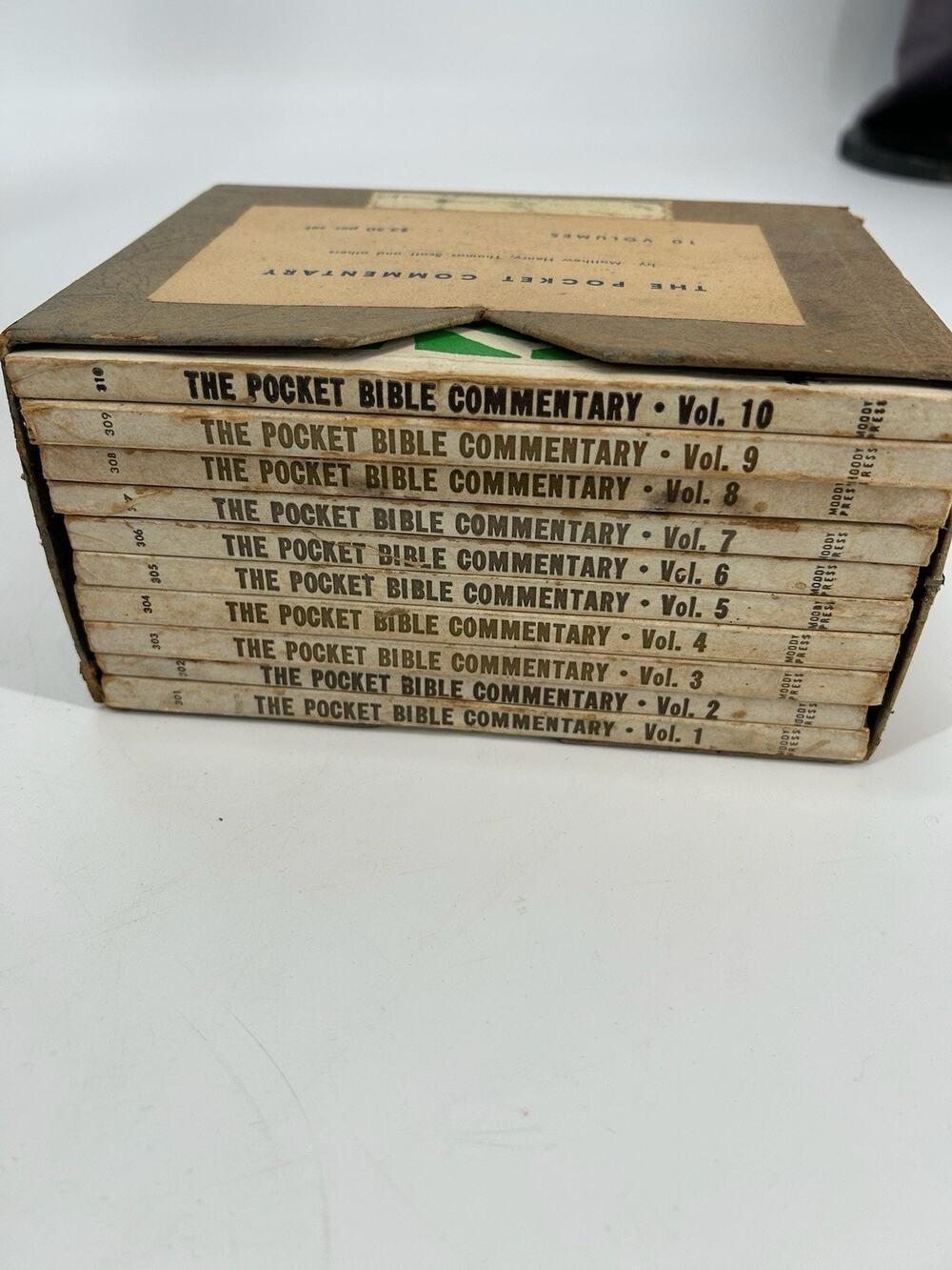 Pocket Bible Commentary Set of 10 by Moody Press with Slipcover 1960s Rare